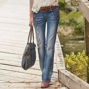 Driftwood Kelly Strawberry Blossom Embroidered Mid Rise Bootcut Jeans Size 29